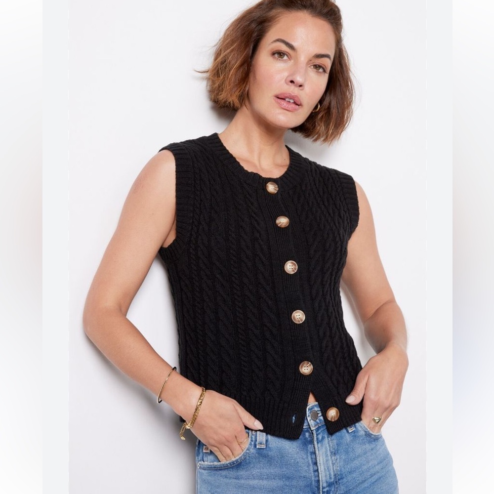 Evereve Davina Cable Vest, S - Picture 1 of 4